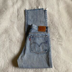 Levis jeans